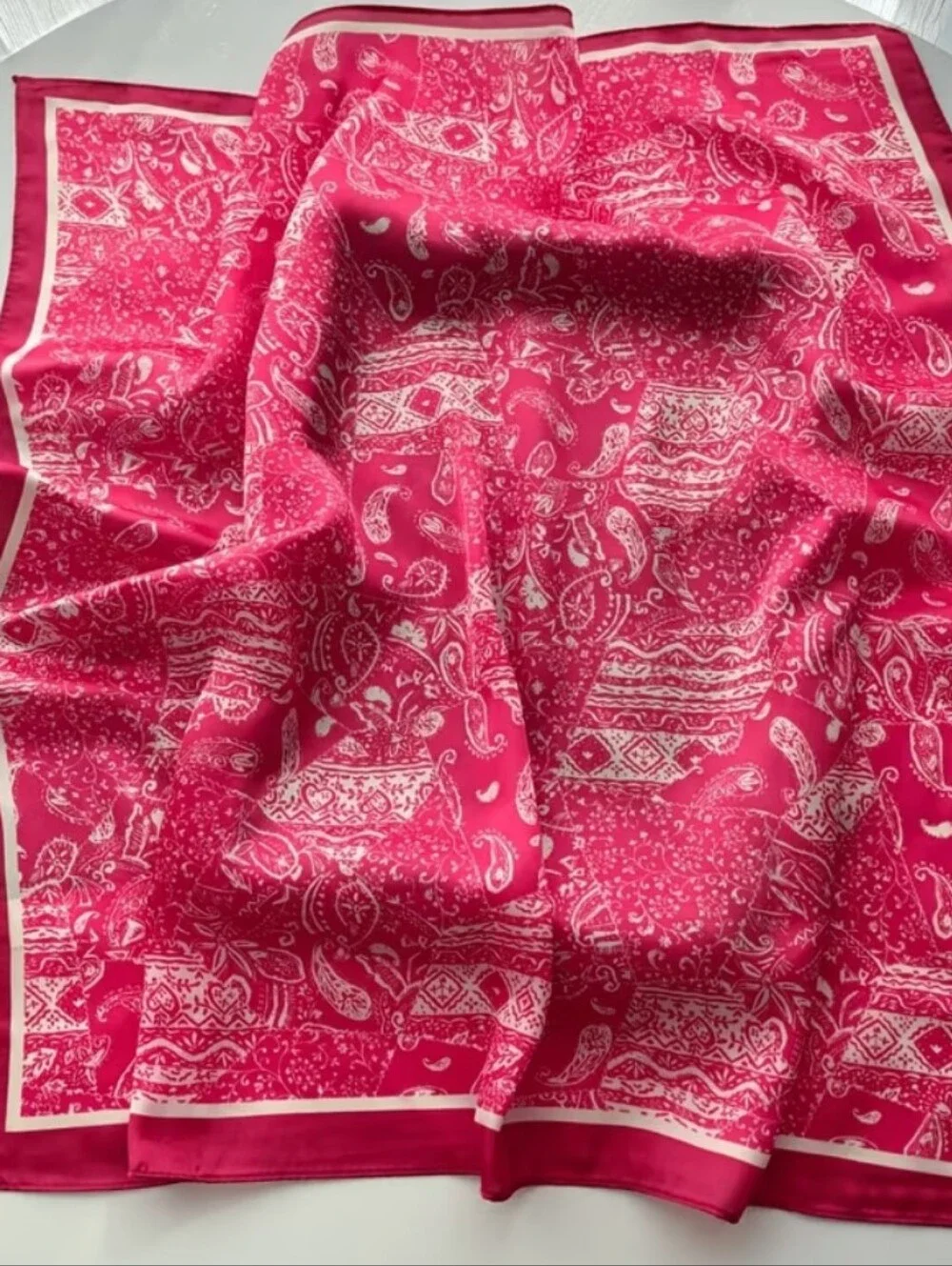 N/A luxurious pink